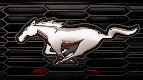Ford Mustang conservará los motores V8 por un largo tiempo