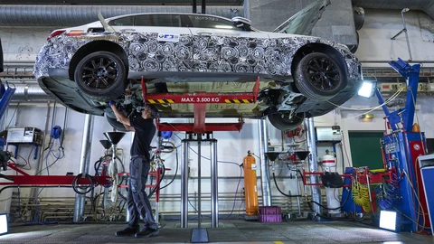 BMW impulsa el desmantelamiento y reciclaje de sus vehículos con un nuevo centro en Alemania