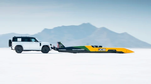 Defender Octa impulsa al JCB Hydromax a récord mundial de velocidad con hidrógeno