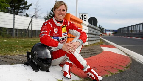 Honor, a quien honor merece: Sabine Schmitz tendrá su propia curva en Nürburgring
