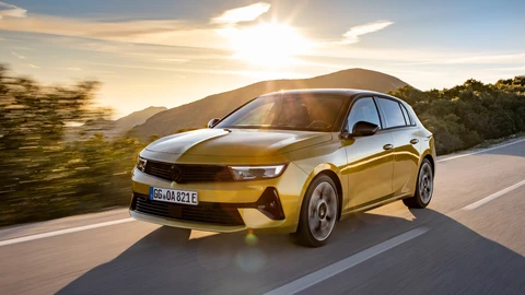 Opel Astra: bienvenidas las mejoras mientras llega la actualización de media vida