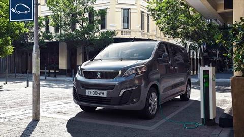 Peugeot e-Traveller, la primera van eléctrica del León