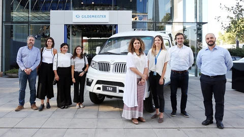 Shineray-SWM celebra su primer año en Chile regalando un mini camión