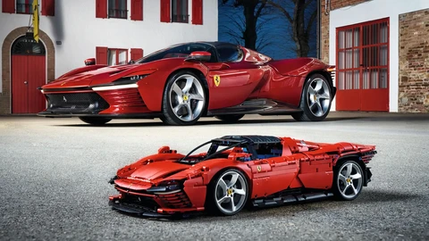 El único Ferrari Daytona SP3 que podremos comprar está hecho de Lego