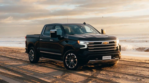 Chevrolet Silverado: equipamiento por versión en Argentina