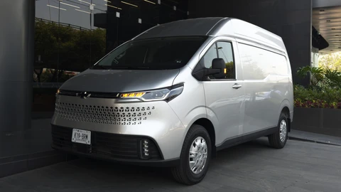 Chevrolet Express Max 2025: Tu aliado para crecer y consolidar tu negocio