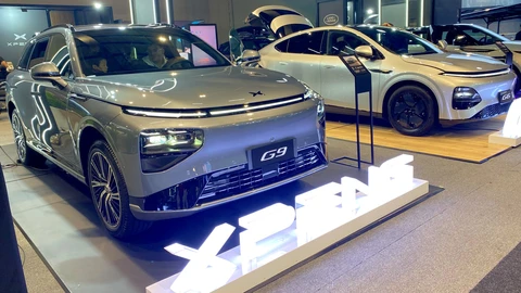 SIA 2025: Xpeng debuta en Colombia con dos SUV eléctricos cargados de tecnología