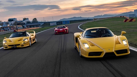 Pirelli renueva el rodaje del Ferrari Enzo