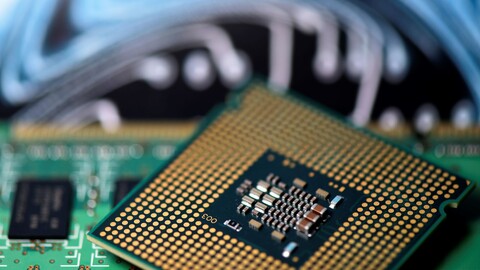 Stellantis se asocia Foxconn, el fabricante del iPhone, para el desarrollo de chips para automóvil