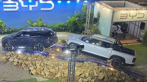 SIA 2025: BYD dice presente con tres estrenos, encabezados por la nueva Shark