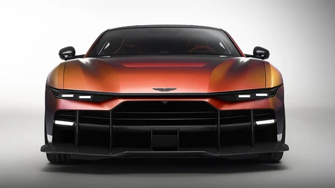 Pebble Beach 2026: Aston Martin Valen