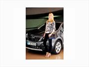 Claudia Schiffer es la nueva embajadora de Opel en Europa