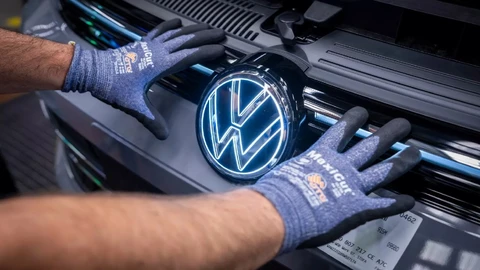 Nueve plantas de Volkswagen se van a huelga ante la reducción de costos