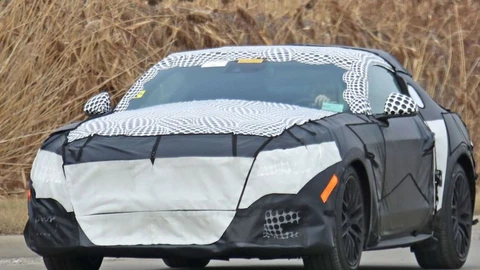 Puristas con tragedia: el futuro Ford Mustang 2024 podría llevar un V8 híbrido