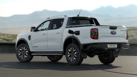 Ford oficializa una versión híbrida enchufable para la nueva Ranger