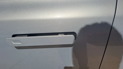 China oficializa la prohibición del uso de manillas eléctricas en sus autos