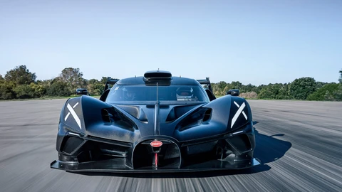 Bugatti compara su hiperdeportivo Bolide con un monoplaza de Fórmula 1