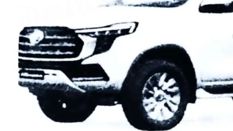 Nuevo Toyota SW4 se filtra la primera imagen del SUV