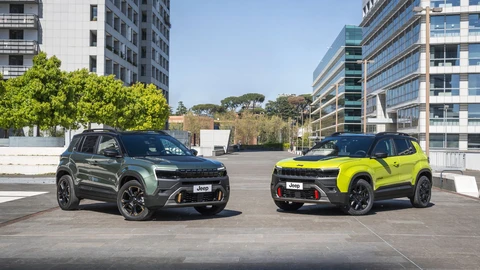Jeep Avenger 2026 debuta con versiones híbrida, eléctrica y 4xe