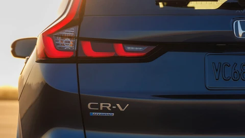 Estas son las primeras imágenes oficiales del Honda CR-V 2023