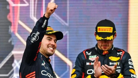 F1 2023: Checo Pérez gana en Azerbaiyán con un imparable Red Bull