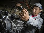 Vídeo: Así fabrica a mano Nissan el motor de cada GT-R