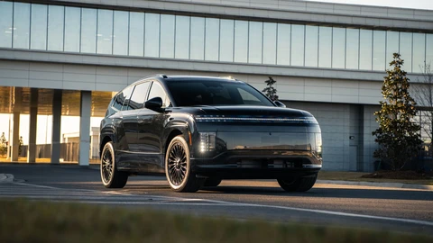 Hyundai presenta la IONIQ 9 Calligraphy Black Ink 2027, su SUV eléctrica más lujosa y tecnológica