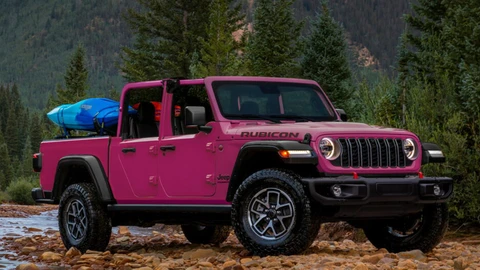 Jeep Gladiator estrena color Tuscadero Pink para carrocería