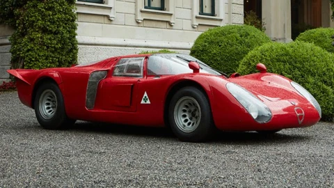 Alfa Romeo 33 Stradale presente en el Concorso d'Eleganza Villa d'Este en Italia