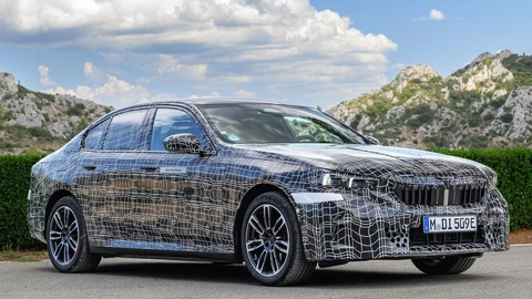 BMW ofrecerá cambio de carril automatizado con activación ocular