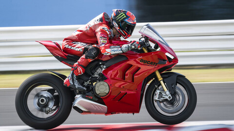 Ducati Panigale V4 S 2022, es la moto más radical y tecnológica de la marca