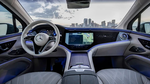 Mercedes-Benz se vale de ChatGPT para optimizar sus comandos de voz