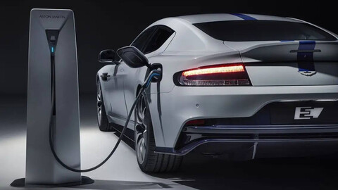 Aston Martin ya trabaja en un auto eléctrico y uno más con tecnología híbrida plug-in