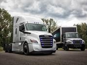 Freightliner eCascadia y eM2, dos camiones 100% eléctricos
