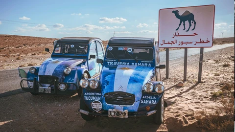 Argentinos recrearon el cruce de André Citroën por el desierto de Sahara