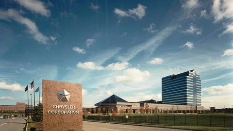 Grupo Stellantis analiza la venta del icónico edificio de Chrysler en Auburn Hills
