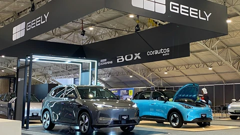 EX2, EX5 y Starray EM-i: los tres modelos electrificados con los que Geely debuta en Colombia