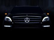 Mercedes-Benz ilumina la estrella de sus autos