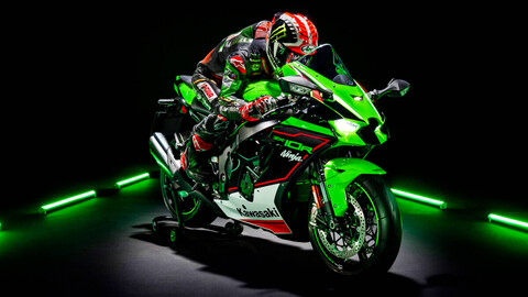 Kawasaki pinta de "racing" a toda su gama de deportivas