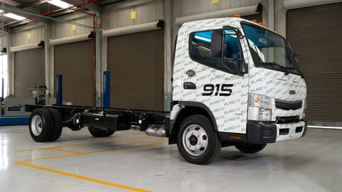 Freightliner FL360 915 llega a México, un versátil camión ligero con motor Euro VI