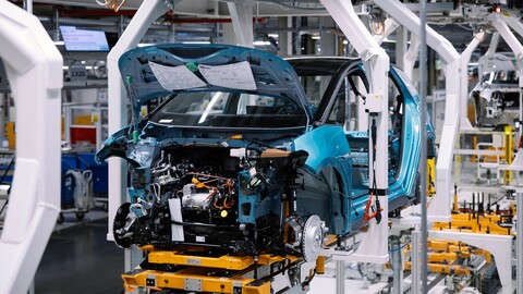 Volkswagen Group alista la chequera para innovar en vehículos eléctricos e híbridos