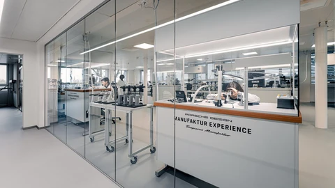 Porsche lleva su ADN automotriz a la relojería