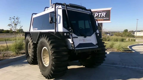 Video: Zeal Motor Fat Truck 2.8, el vehículo que pasa sobre todo