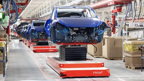 Volkswagen, Tesla y Toyota suspenden la producción en sus plantas de China