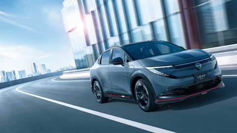 Nissan presentó en Japón su nuevo Leaf NISMO