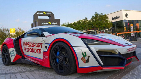 Solo en Dubai: el Lykan Hypersport trabaja como auto de seguridad