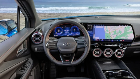 General Motors evalúa eliminar la conectividad a Apple CarPlay y Android Auto