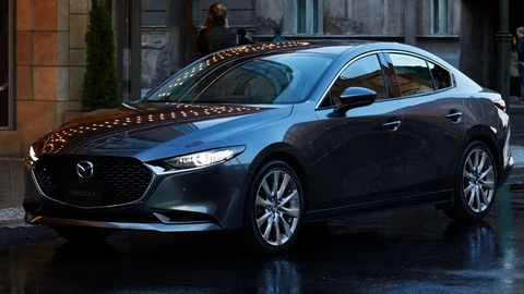 Mazda3 2027 se actualiza con más seguridad y nuevo equipamiento, pero con el mismo diseño