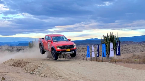 Ford Ranger Raptor 2027 en Colombia: probamos sus 392 hp en la Tatacoa