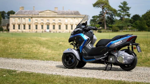 White Motorcycle Concepts lanza la primera motocicleta con carga rápida en el mundo